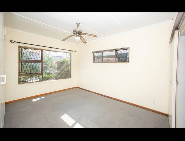 3 BEDROOM TOWNHOUSE FOR SALE IN BEACON BAY